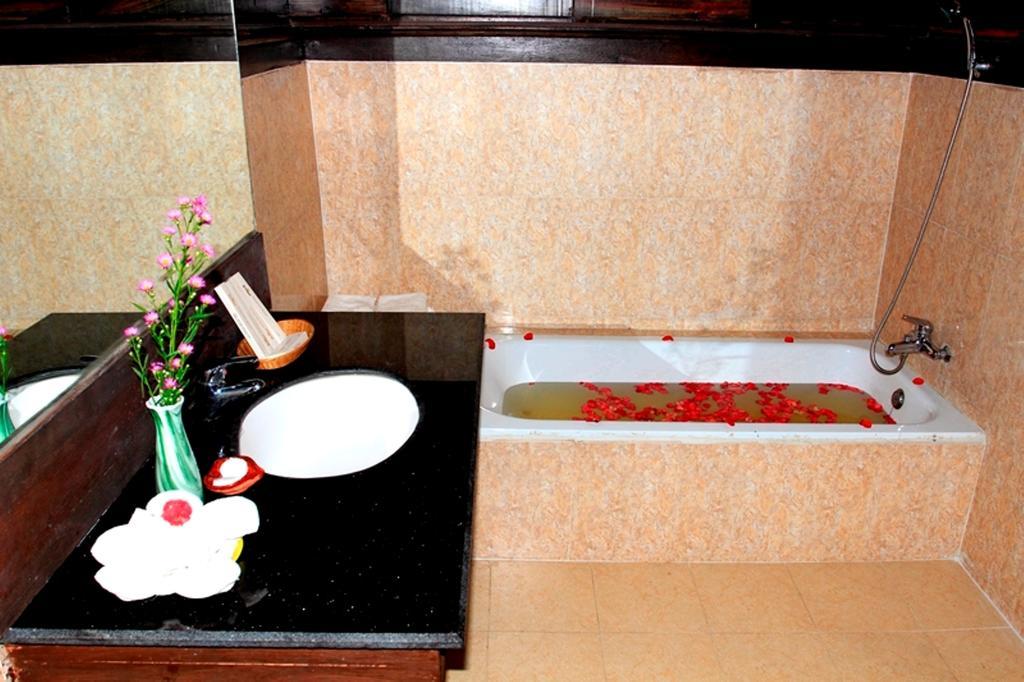 Sky Lake Inle Resort Inle Lake Екстериор снимка